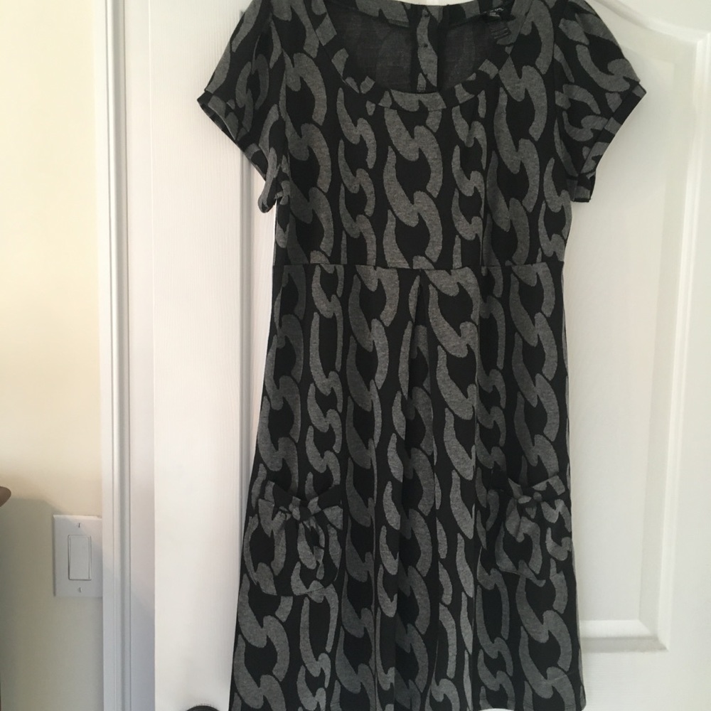 Enfocus Women Black and Gray Dress